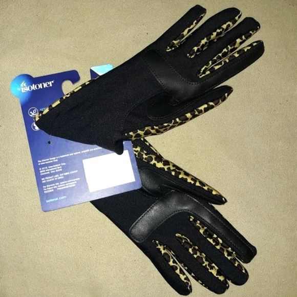 SALE!!🥰🧤Leopard Isotoner Gloves!🐆 - Picture 4 of 12
